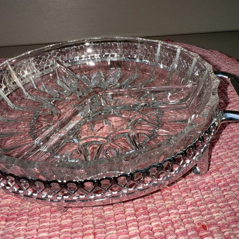 Vintage ROUND Glass 3 PART CANDY or RELISH DISH in METAL CADDY‎ BASKET